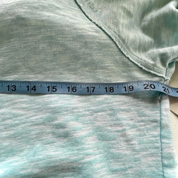 Calvin Klein sweatshirt with hood size large. Very soft sweatshirt. Excellent. - Picture 5 of 9